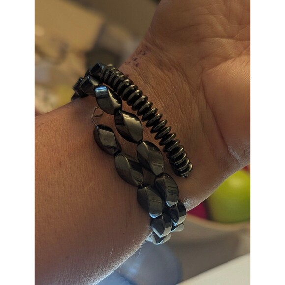 Hematite Gunmetal Gray Beaded Magnetic Wrap Bracelet Anklet - Picture 2 of 3